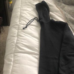 oversized black sweatshirt